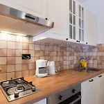 Apartman App With Arena Amphitheatre Nearby *